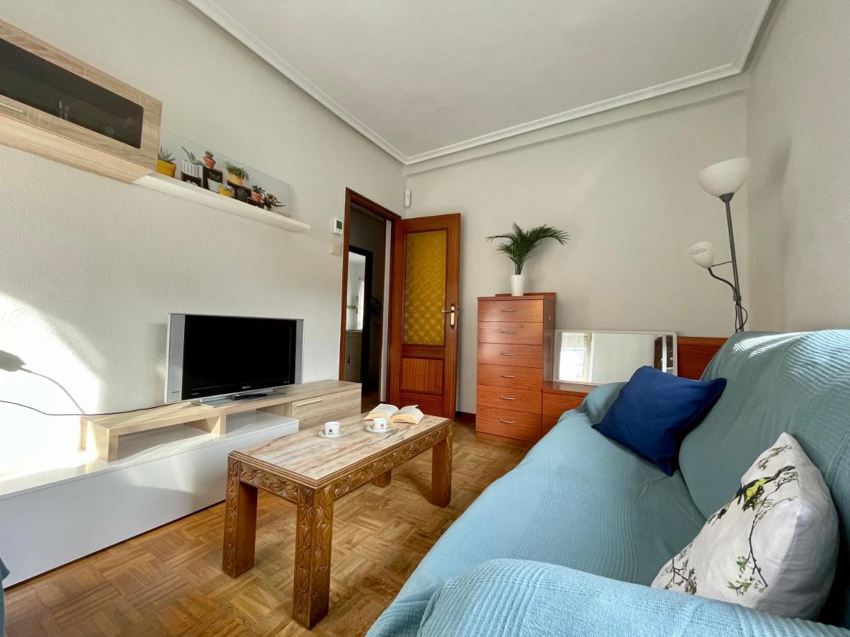 Amplio, Luminoso Y Acogedor Apartamento En Oviedo